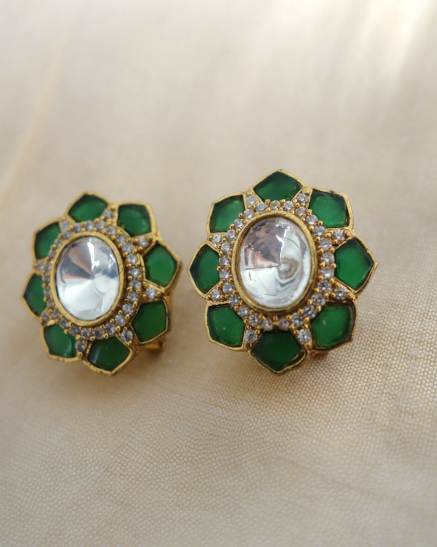 Heena Mini Kundan Studs