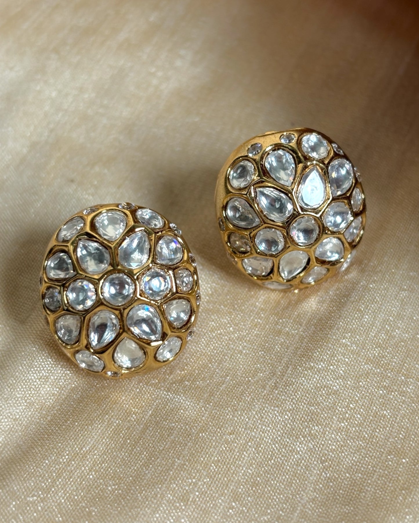 Deepa Oval Kundan Studs