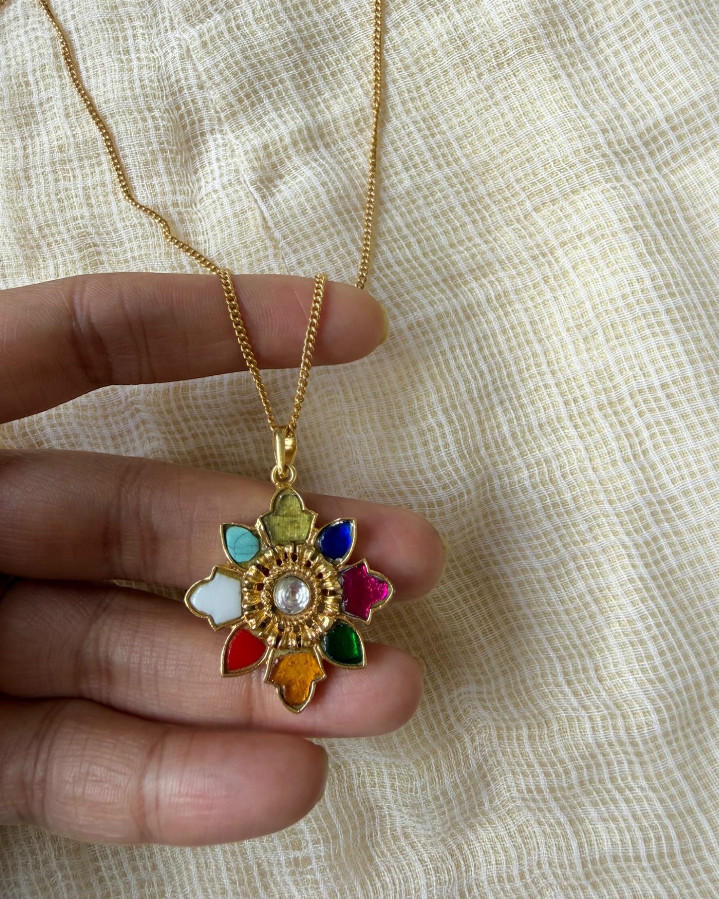 Navratna phool Neckpiece