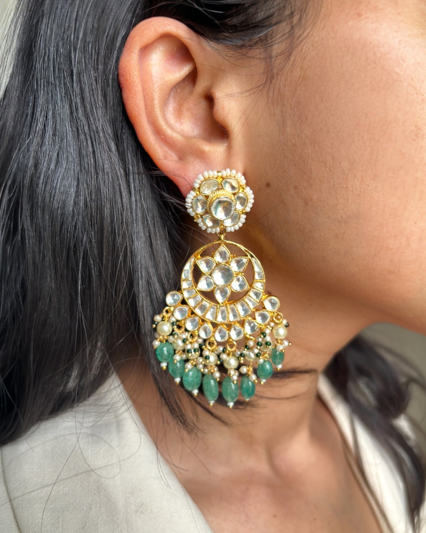 Meenakshi Kundan Chandbaalis