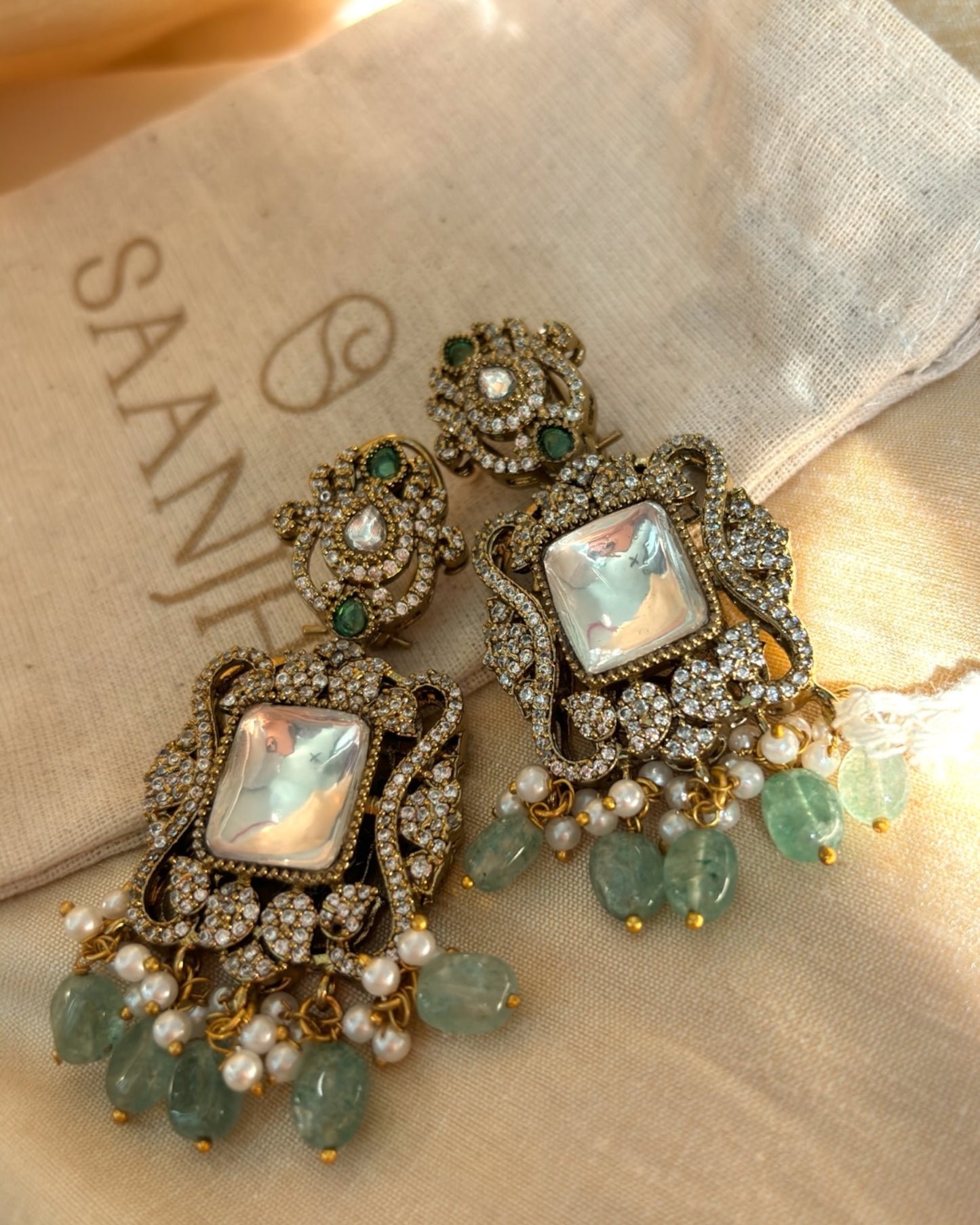 Varini Necklace with Earrings