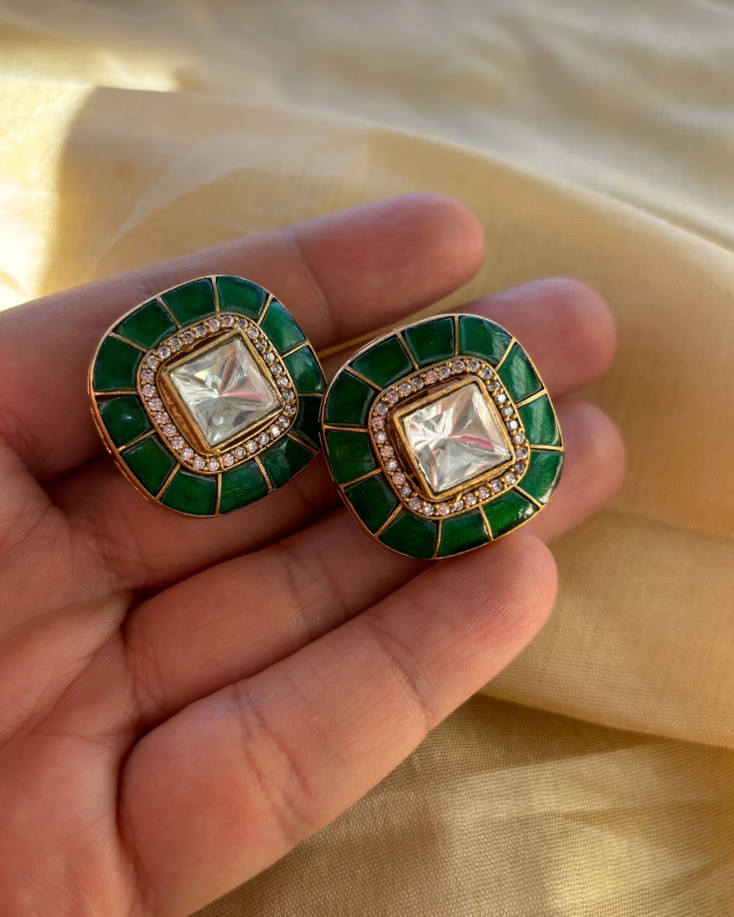 Heena Kundan Studs