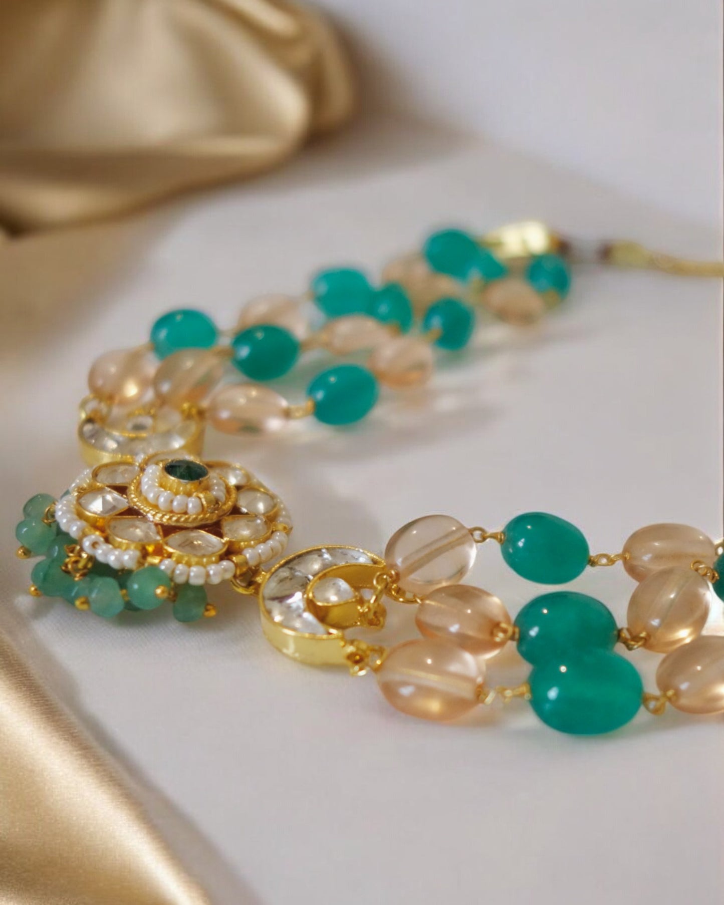 Phool Kundan Choker