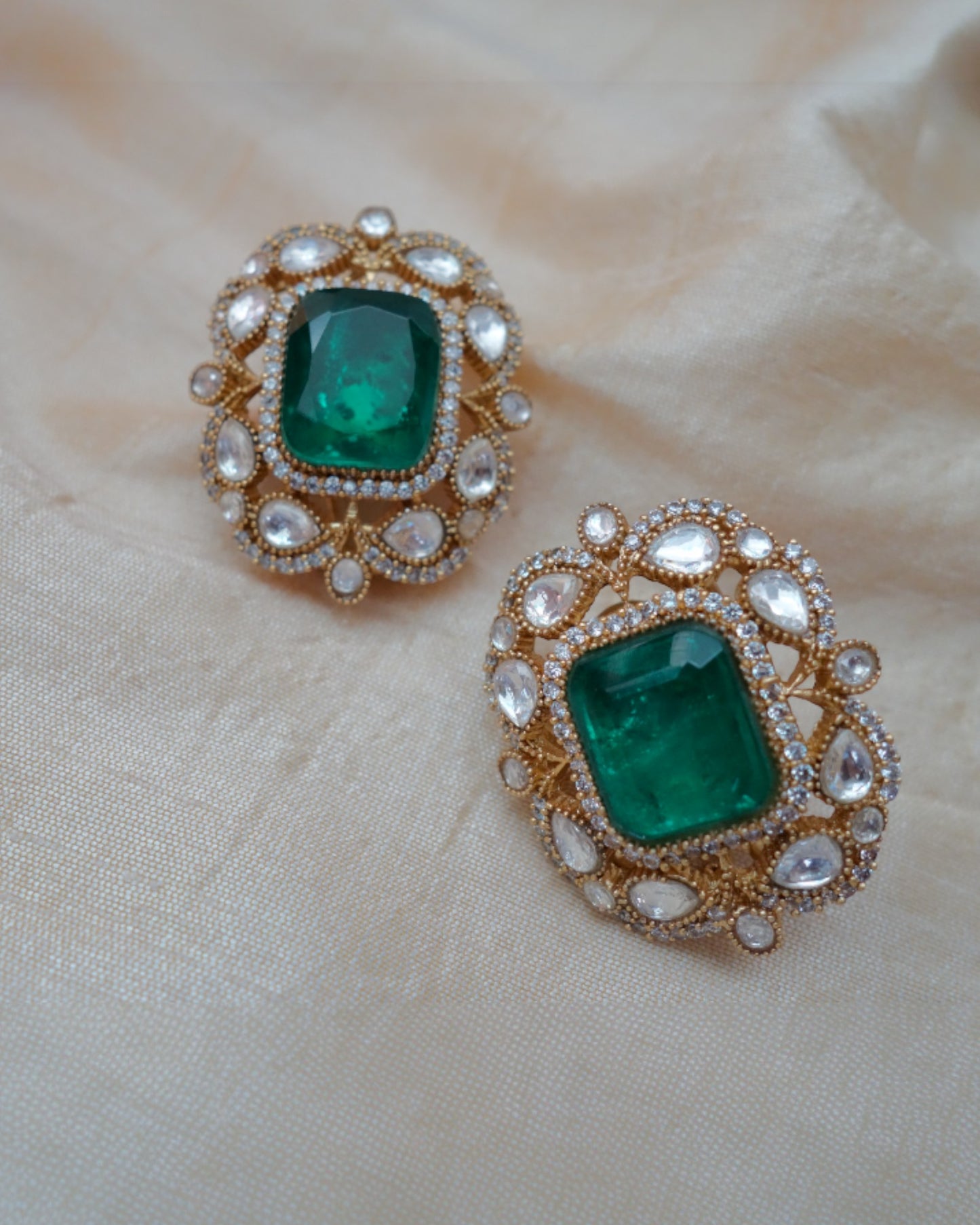 Veena Oversized Emerlad Studs