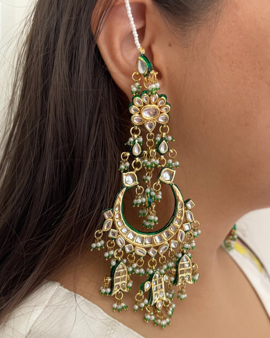 Harshi Long Kundan Chandbaalis
