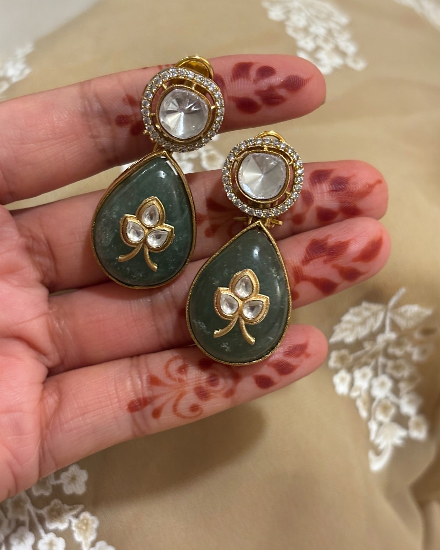 Harshi Polki & Green onyx necklace set