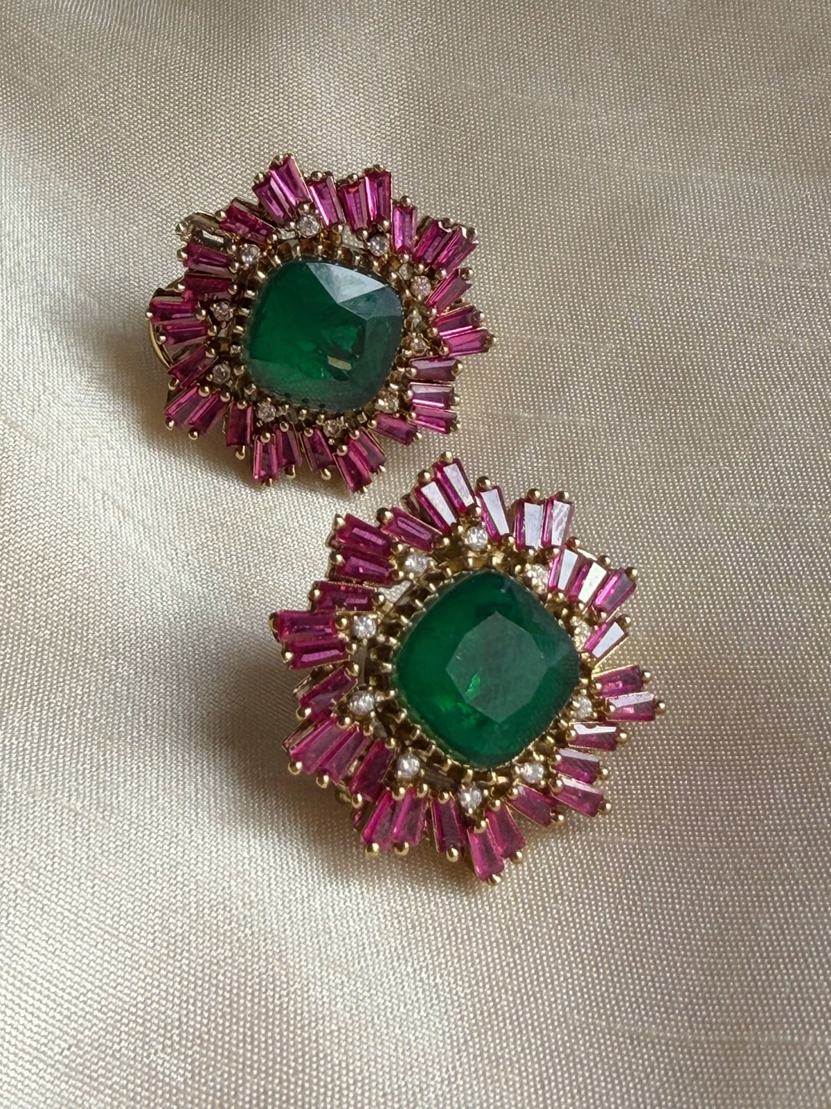 Rosa Emerald Studs