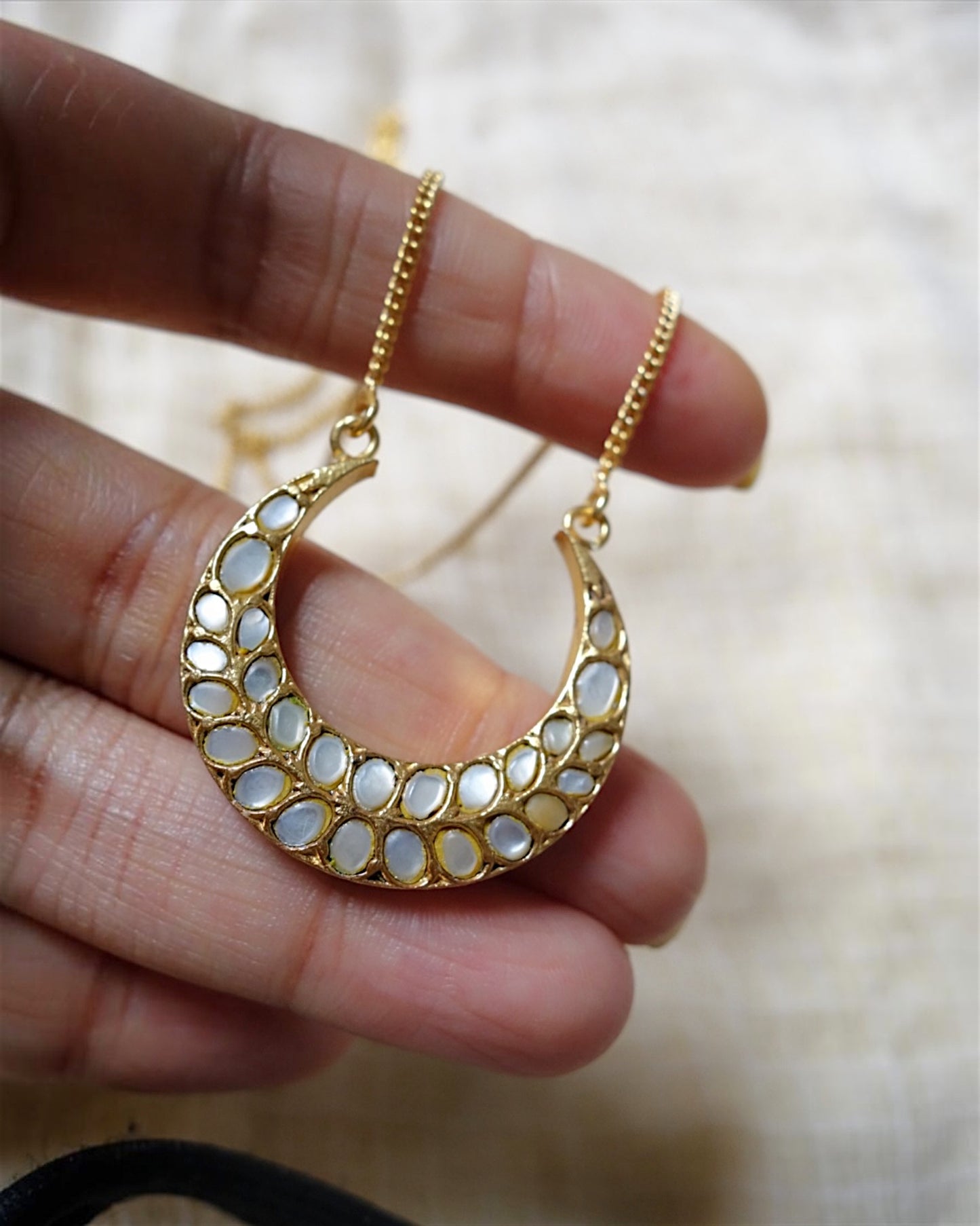 Mother of Pearls Chaand Neckpiece