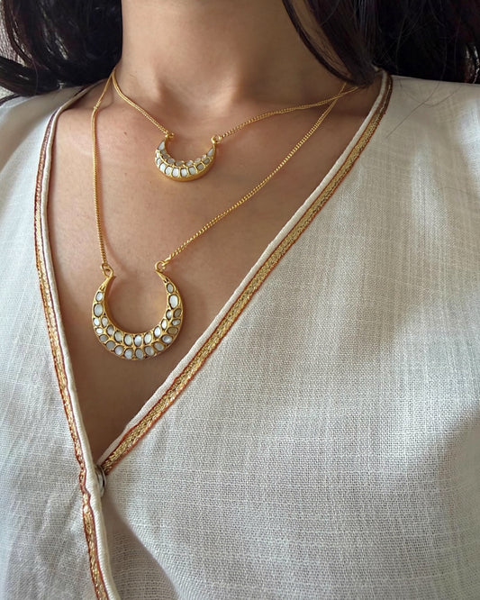 MOP Chaand Neckpiece (set of 2)