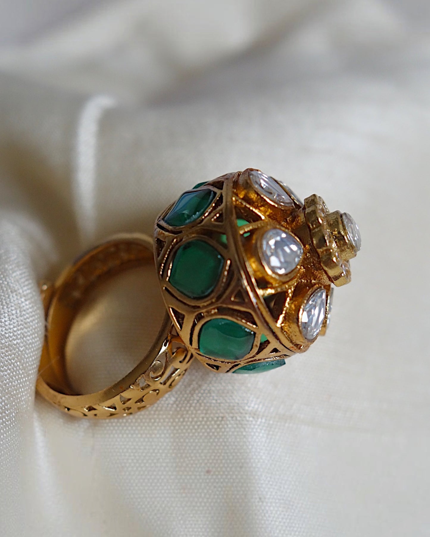 Esha flower ring