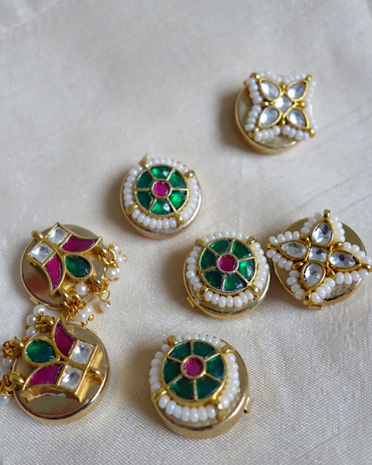 Chakra green button clips (set of 2)