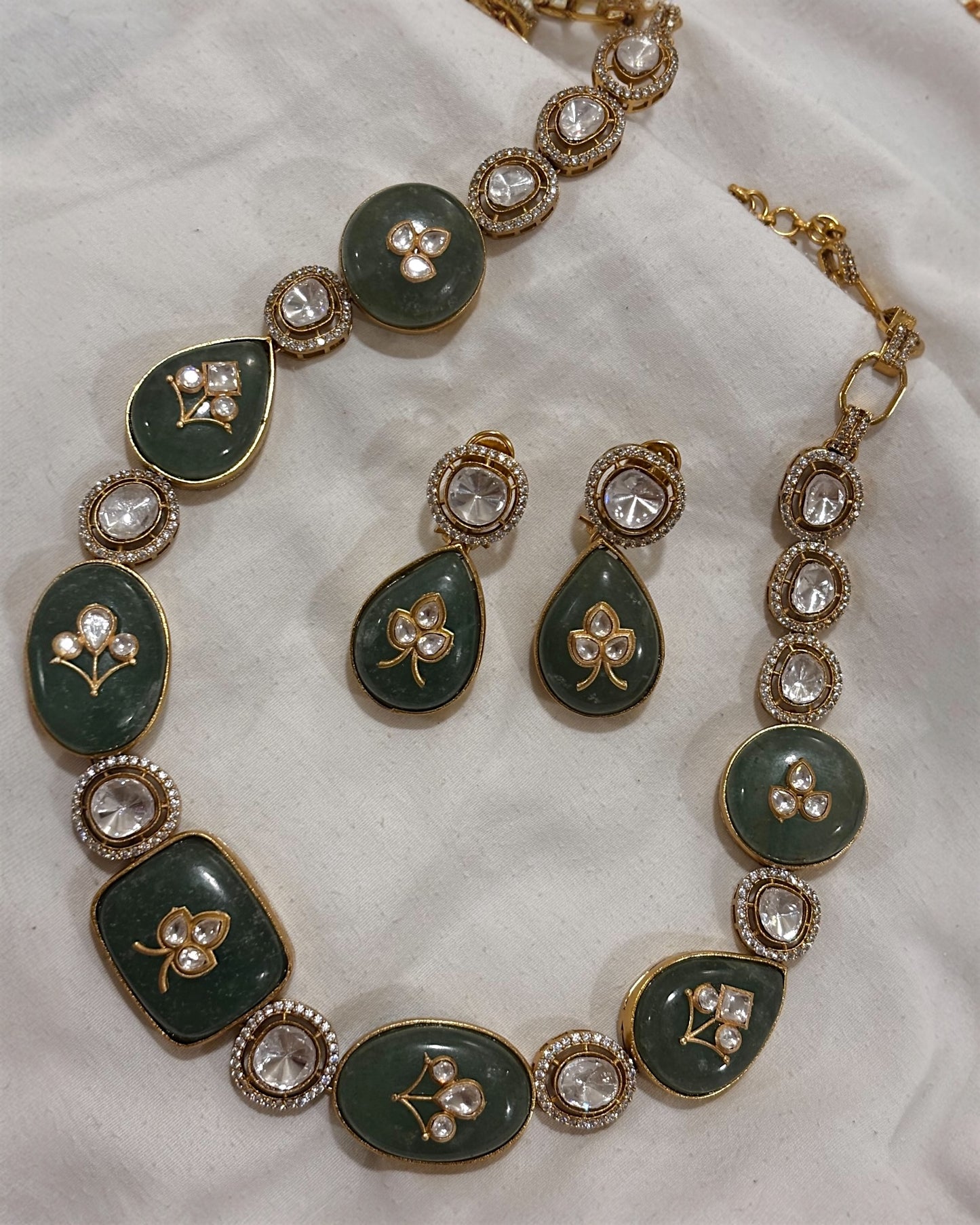 Harshi Polki & Green onyx necklace set