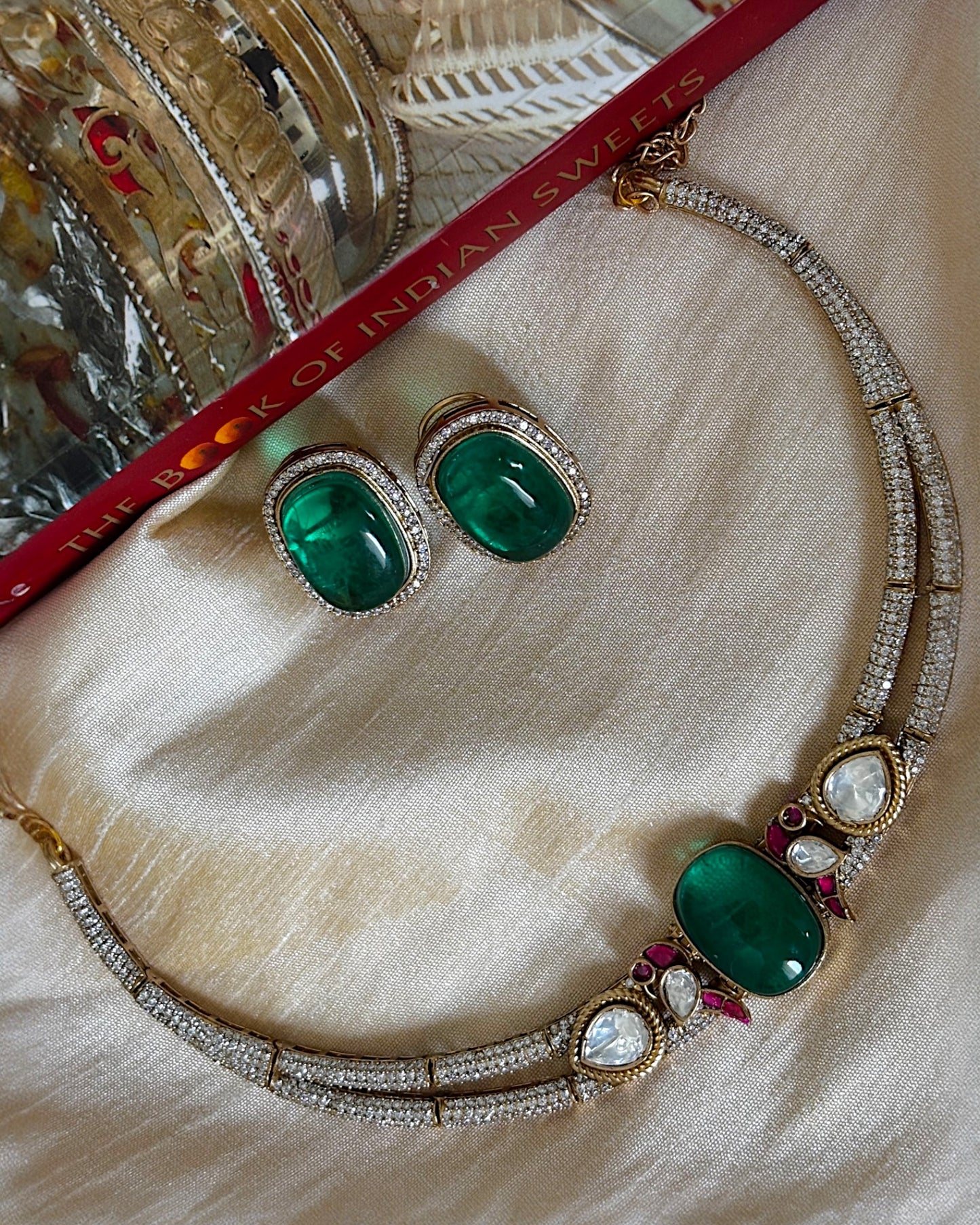 Rohini Hasli Set with studs