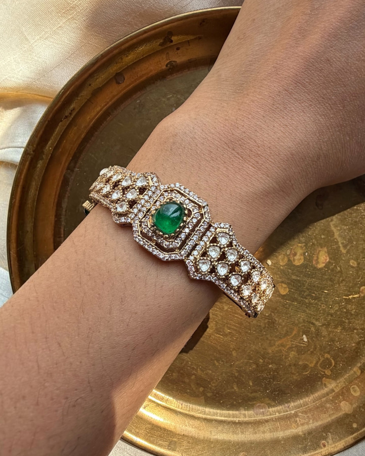 Garima Emerald green kada