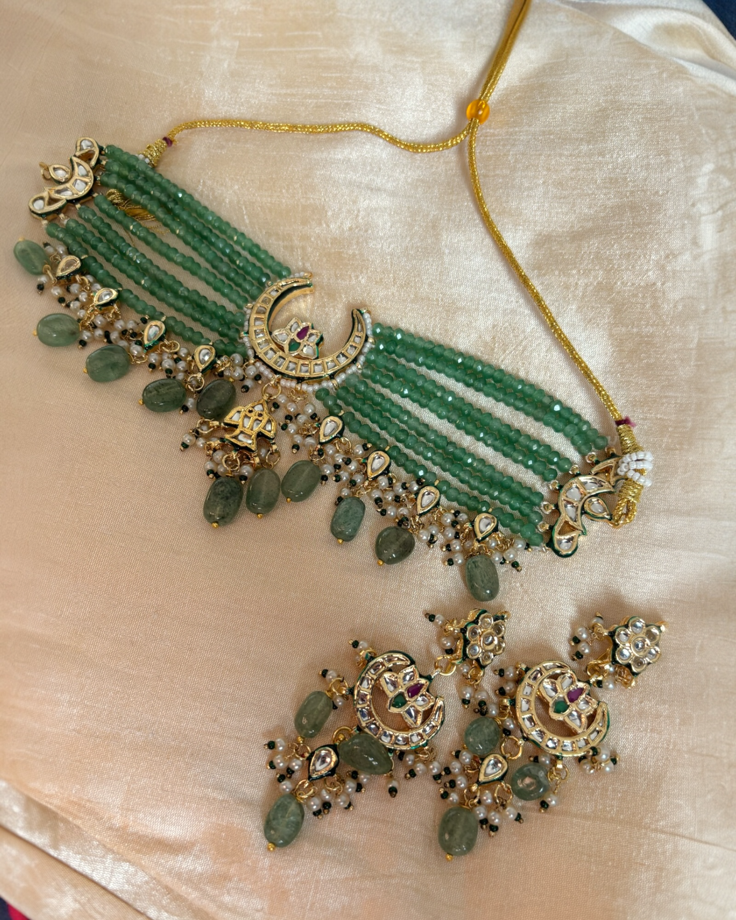 Rhea Kundan Choker set