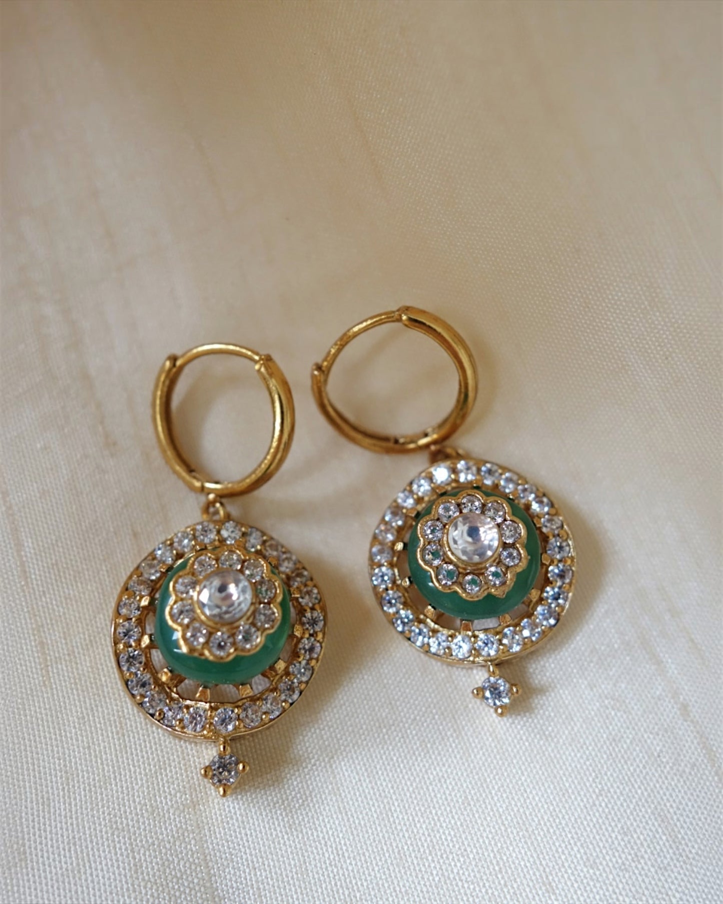 Giva Kundan Drop Baali