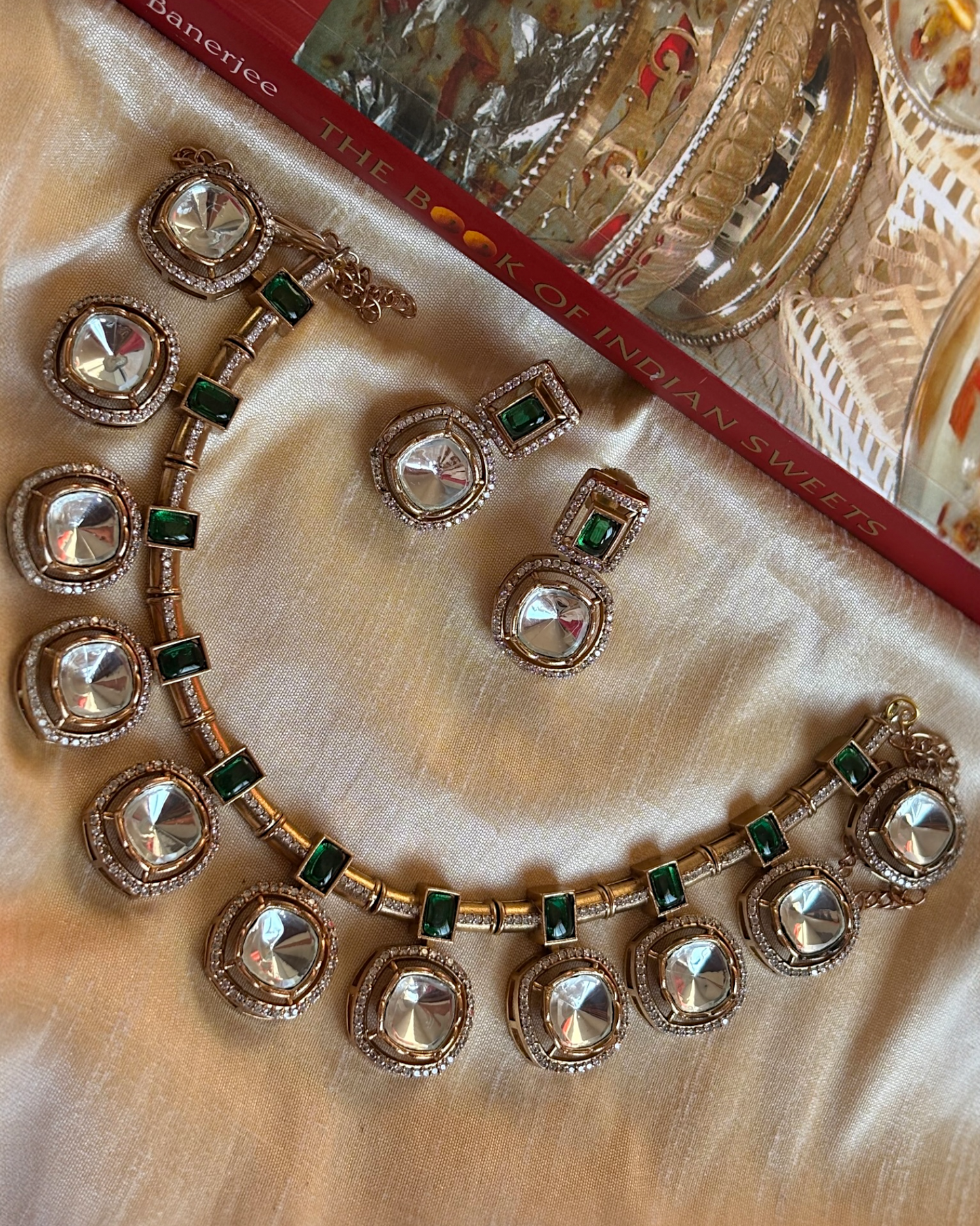 Malini Polki Hasli set