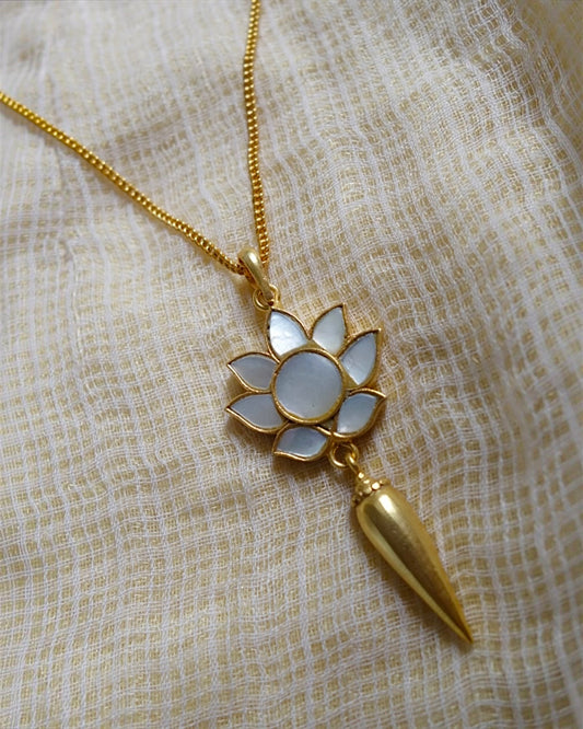 Lotus bloom Neckpiece