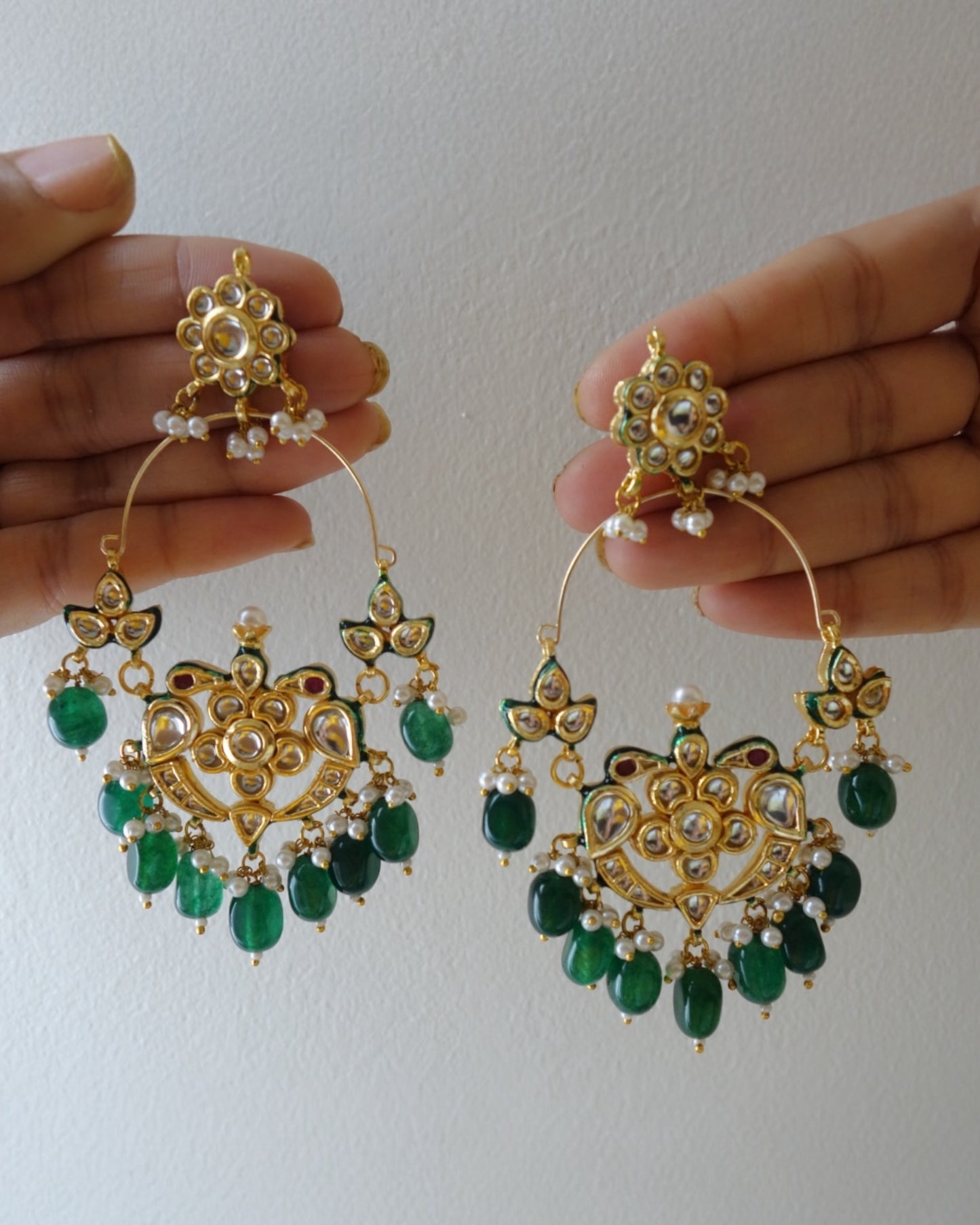 Aashi Long Kundan Chandbaalis