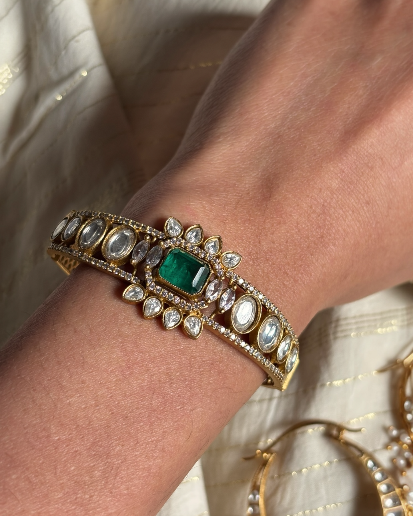 Priyam Emerald green bracelet