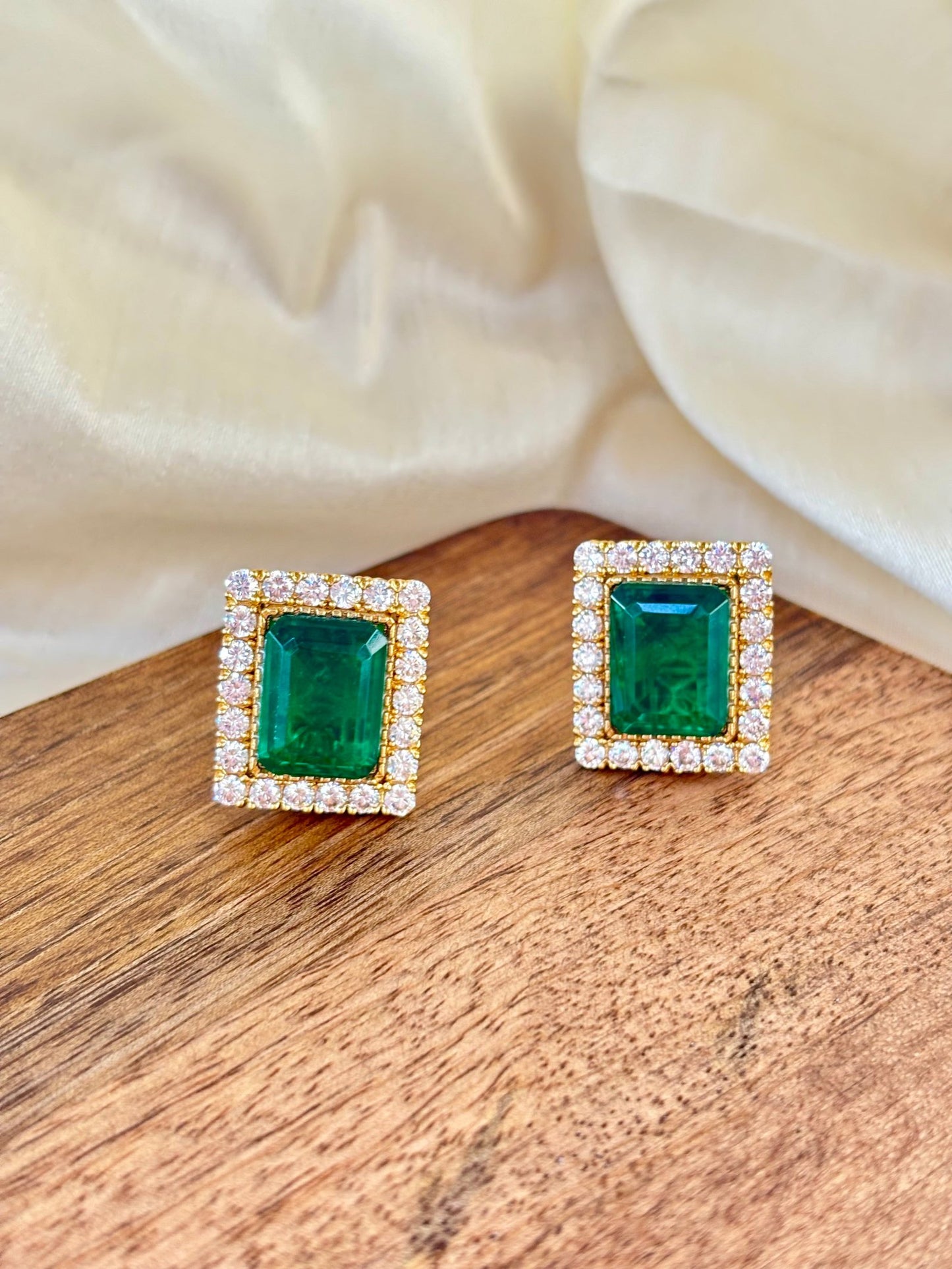 Ruhi Emerald Square Studs