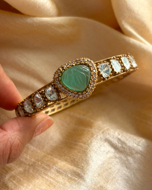 Ditya Openable Bracelet