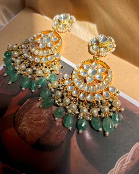 Meenakshi Kundan Chandbaalis