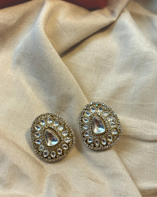 Tira Kundan Studs