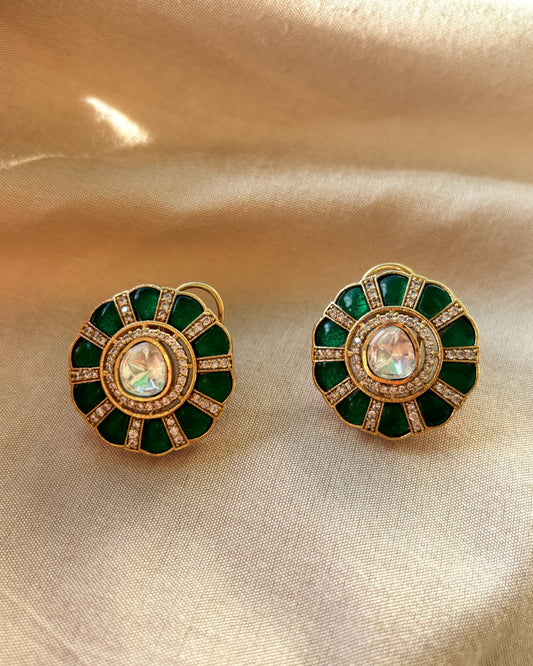 Ishwari Kundan Studs